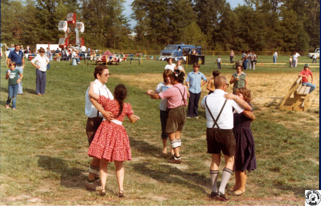 1976 09 19 07 Allied Chem picnic Moncure.jpg